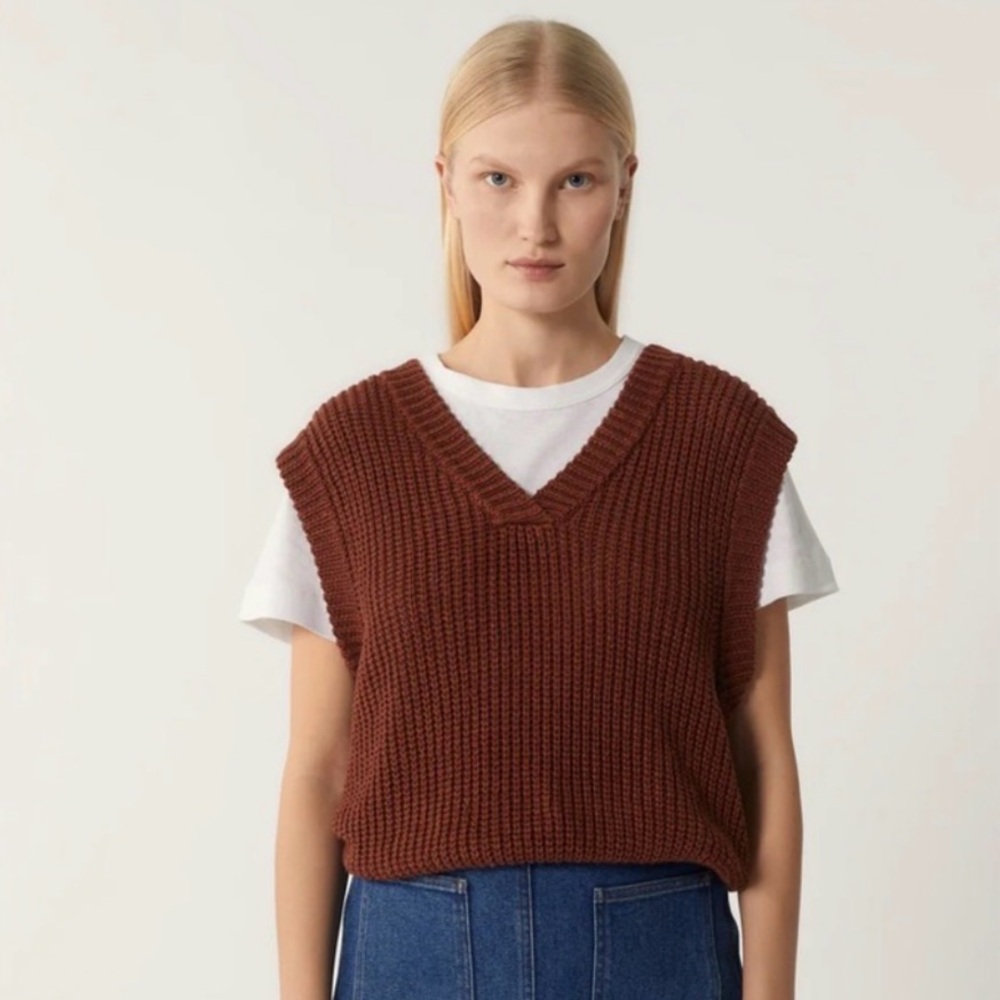 Soeur Burgundy V-Neck Sweater Vest